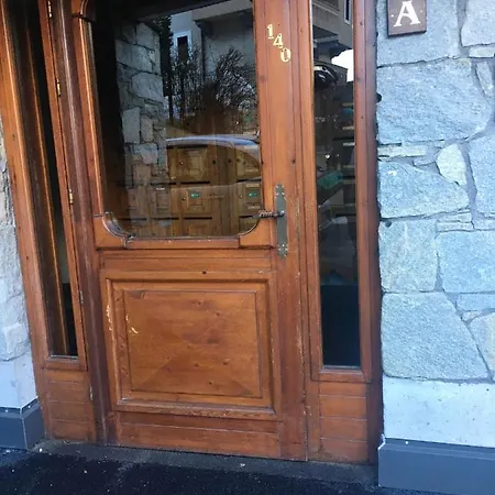 아파트 D'une A Mont Blanc Avec Magnifique Vue Sur La Montagne Balcon Amenage Et Wifi A 400 M Des Pistes